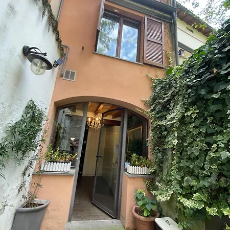 Maison d'hôtes Le Di Bsuites Parme