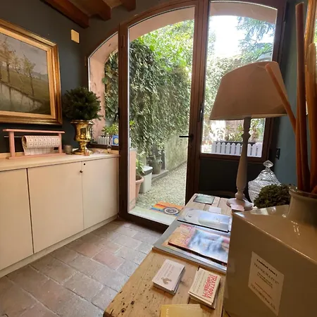 Le Di Bsuites 3* Parme