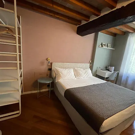 Guest house Le Di Bsuites 3*