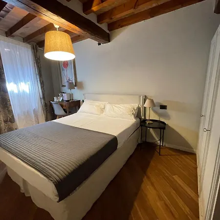 Le Di Bsuites 3* Parme