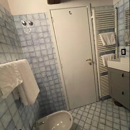 Guest house Le Di Bsuites 3*