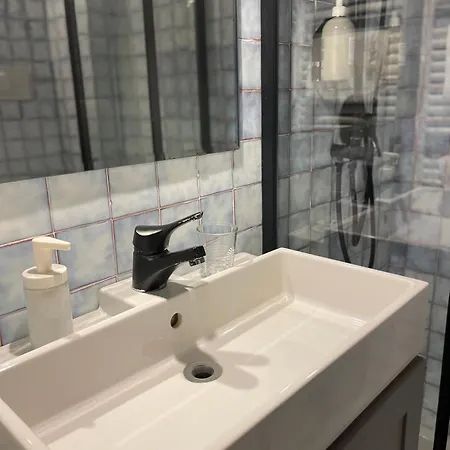 Le Di Bsuites 3*